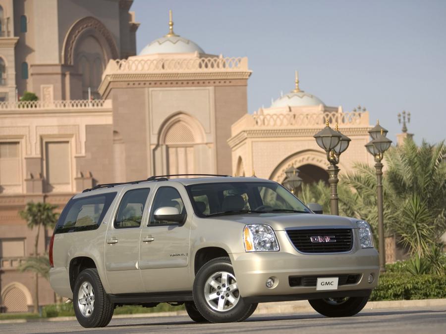  GMC Yukon XL 2006 года  (фото 3 из 7)